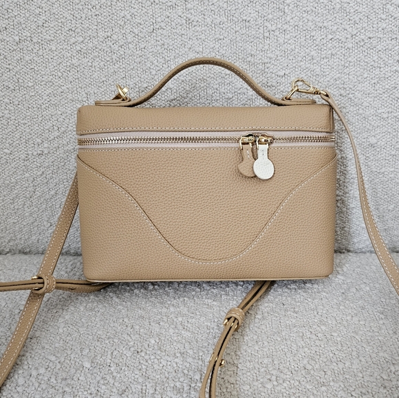 Oleada Handbags - Oleada Elegant Tan Leather Handbag